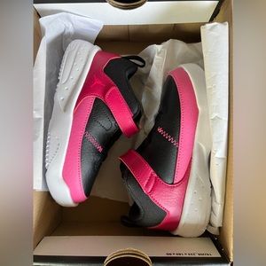 Jordan Max Aura 3 "Black/Pinksicle/Rush Pink/Coral Chalk" Toddler Shoe BRAND NEW